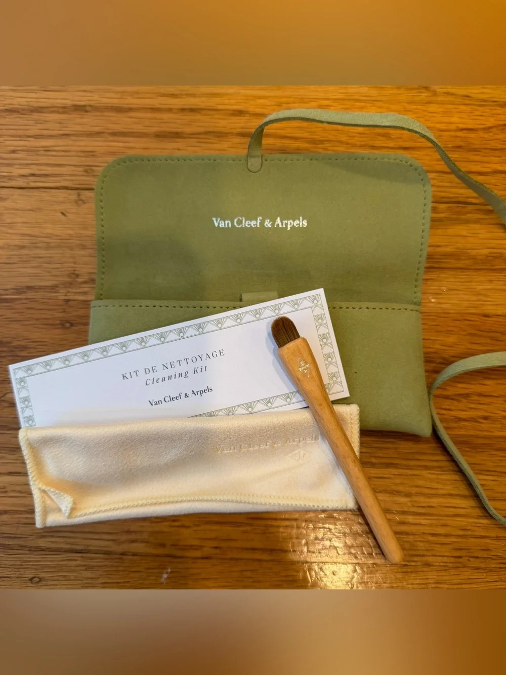Van Cleef & Arpels Bracelet Packaging Set Travel Pouch Bag Cleaning Kit Ribbon
